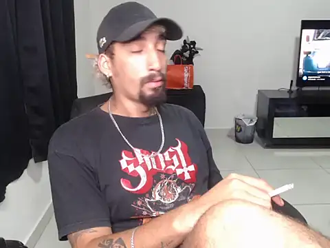 Snapshot of MrPickles696 chatting on March 22, 1:22 am MrPickles696 online show from March 22, 1:22 am