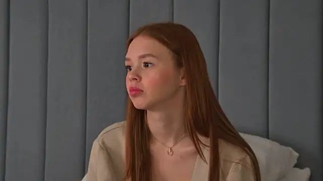 Snapshot of MiraBliss chatting on July 12, 8:22 pm MiraBliss online show from July 12, 8:22 pm