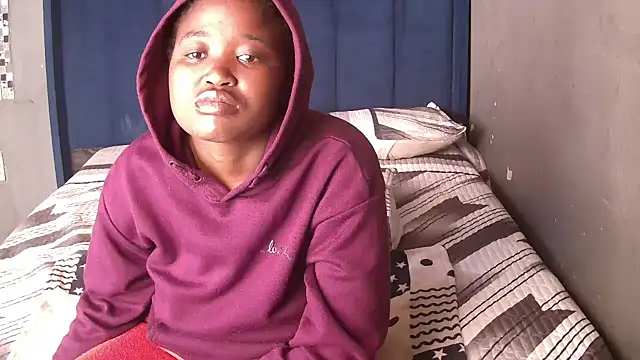 SexyShybarbie online show from June 2, 6:37 am