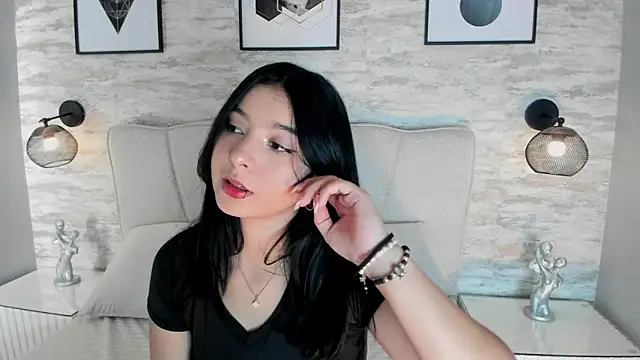 Snapshot of kanna_02 chatting on November 27, 12:18 pm kanna 02 online show from November 27, 12:18 pm