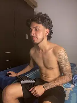 Zayn kane online show from August 2, 1:37 am