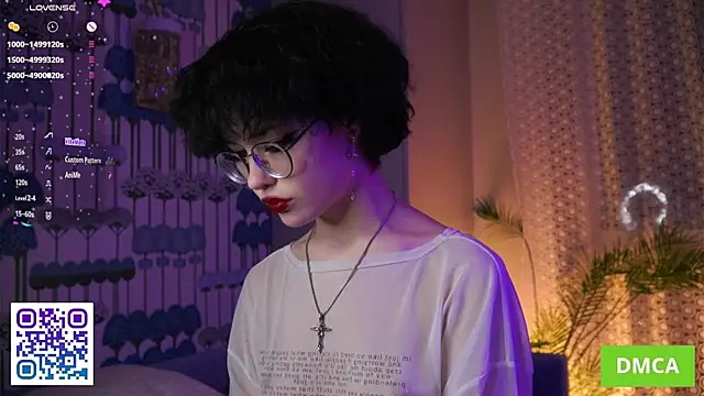 JodyHeap online show from February 15, 6:15 pm