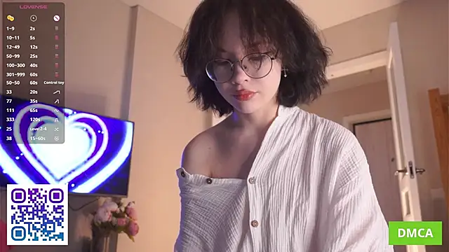 Snapshot of JodyHeap chatting on June 5, 5:47 am JodyHeap online show from June 5, 5:47 am
