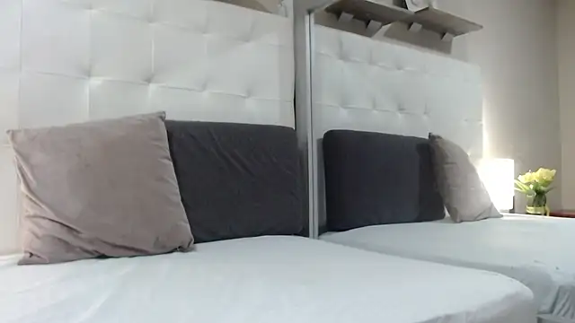 Snapshot of willow_smitt chatting on October 10, 12:26 pm willow smitt online show from October 10, 12:26 pm