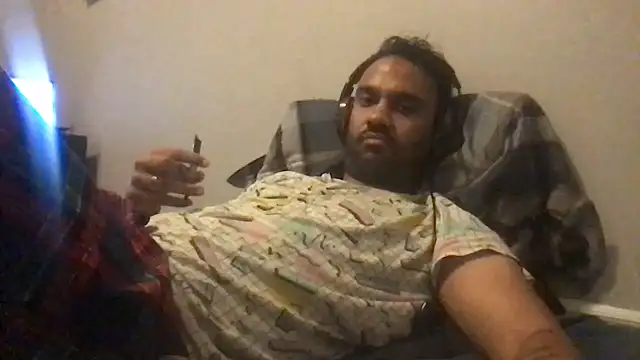 Snapshot of hami513 chatting on September 22, 3:19 am hami513 online show from September 22, 3:19 am