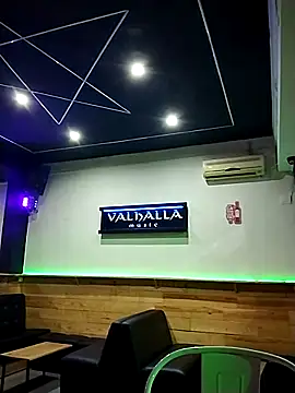 Seet Hanna online show from February 10, 6:01 pm