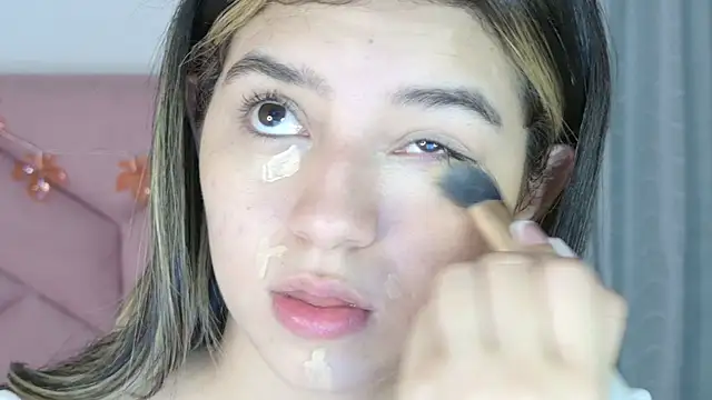 Snapshot of eva_sin18 chatting on October 1, 11:11 pm eva sin18 online show from October 1, 11:11 pm