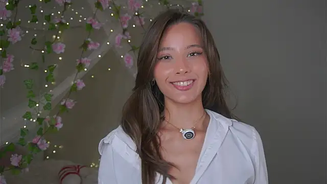 EditaBails online show from July 8, 9:14 am