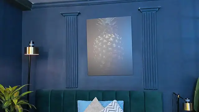 Snapshot of roxy_hell chatting on November 15, 12:02 pm roxy hell online show from November 15, 12:02 pm