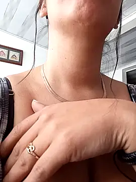 Snapshot of Nathaly_12 chatting on November 11, 5:35 pm Nathaly 12 online show from November 11, 5:35 pm