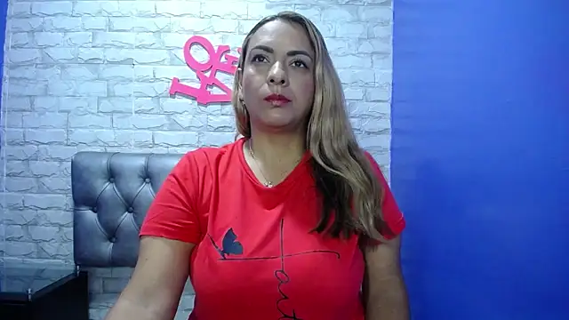Milf-Prettyboobs online show from May 28, 5:43 pm