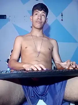 dareck 18 online show from April 29, 2:26 am