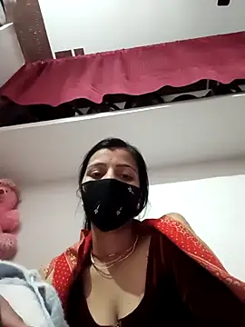 Snapshot of Daya_Chheda chatting on November 17, 12:05 am Daya Chheda online show from November 17, 12:05 am