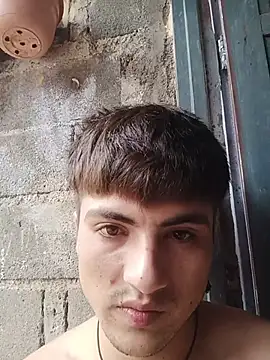 Snapshot of RodriiAmatto chatting on December 2, 6:14 pm RodriiAmatto online show from December 2, 6:14 pm