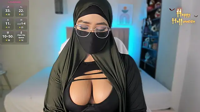 Snapshot of Sasha_Anaan chatting on November 2, 9:11 am Sasha Anaan online show from November 2, 9:11 am