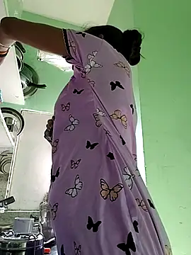 Snapshot of Hotty-Nidhi chatting on November 7, 4:56 am Hotty-Nidhi online show from November 7, 4:56 am