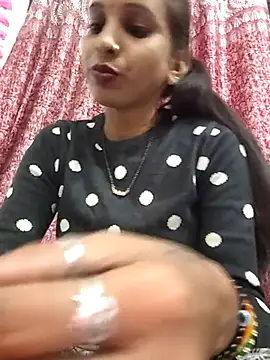 Snapshot of Hotty-Nidhi chatting on November 15, 4:25 pm Hotty-Nidhi online show from November 15, 4:25 pm