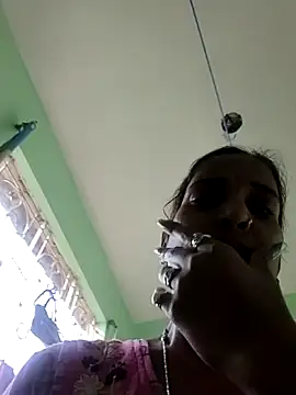 Hotty-Nidhi online show from February 12, 4:07 am