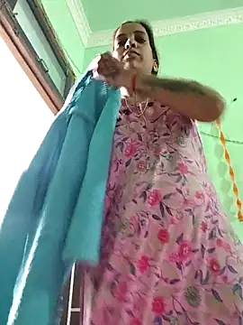 Hotty-Nidhi online show from February 19, 3:24 am