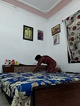 Hotty-Nidhi online show from March 16, 5:44 am