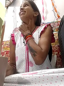 Hotty-Nidhi online show from June 13, 3:26 am