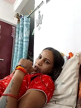 Hotty-Nidhi online show from June 18, 10:41 am