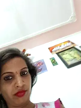 Hotty-Nidhi online show from June 25, 5:50 pm