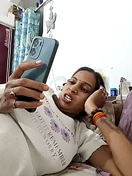 Hotty-Nidhi online show from June 30, 9:10 am