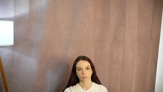 Snapshot of SillviaAven chatting on March 13, 9:43 am SillviaAven online show from March 13, 9:43 am