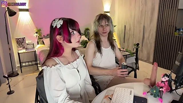 h3ntai baby online show from July 10, 6:32 pm