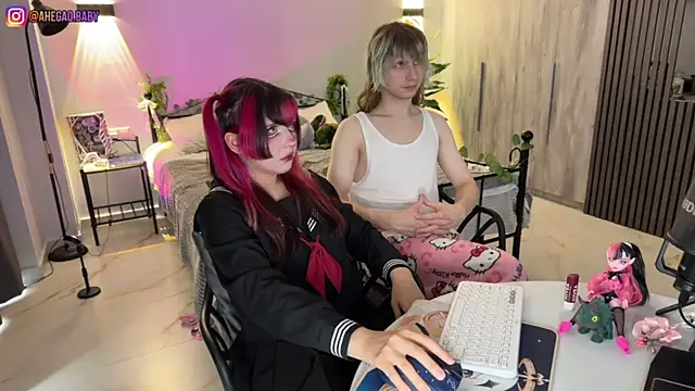 h3ntai baby online show from July 12, 3:03 pm