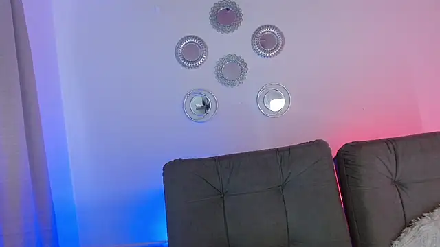 julian vogue online show from March 15, 6:54 pm