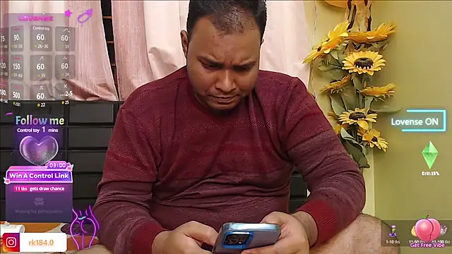 Snapshot of Naughty_Rohan_ chatting on December 3, 7:11 pm Naughty Rohan online show from December 3, 7:11 pm