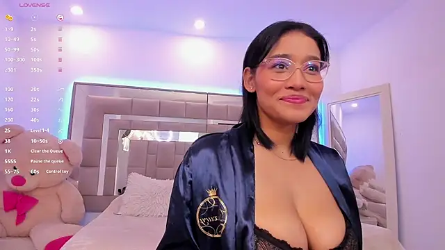 anya ford online show from March 10, 12:37 pm