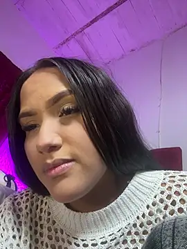 iamsara 21 online show from August 1, 4:12 am