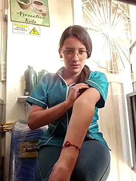 Snapshot of HOLY_DOLL chatting on November 11, 9:15 pm HOLY DOLL online show from November 11, 9:15 pm