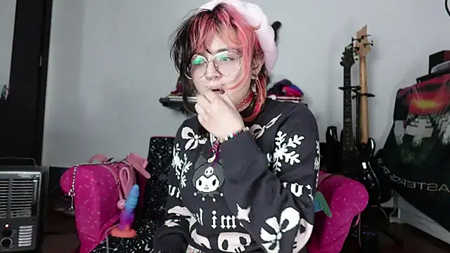 Devil And Princess online show from September 9, 8:19 pm