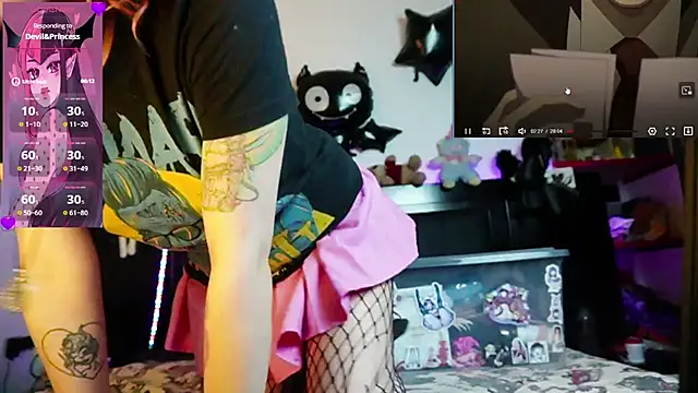 Snapshot of Devil_And_Princess chatting on June 21, 2:03 am Devil And Princess online show from June 21, 2:03 am