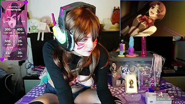 Snapshot of Devil_And_Princess chatting on July 14, 2:27 am Devil And Princess online show from July 14, 2:27 am