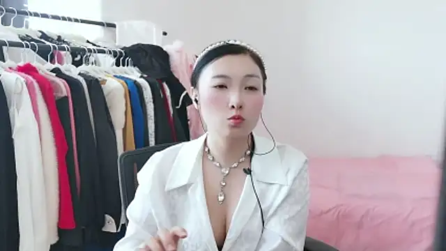 Rachel-6600 online show from February 25, 6:23 am