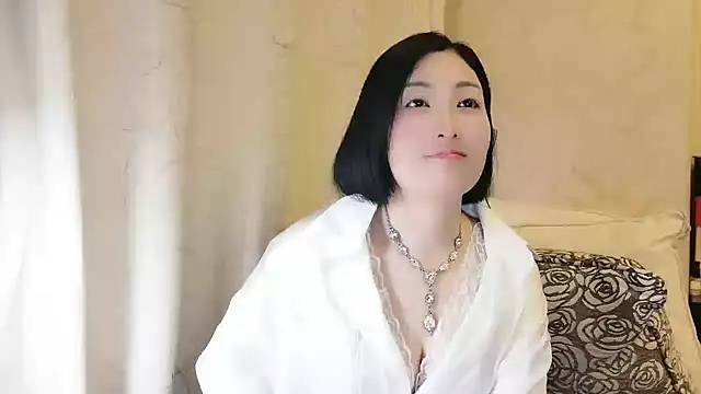 Snapshot of Rachel-6600 chatting on April 15, 2:13 pm Rachel-6600 online show from April 15, 2:13 pm