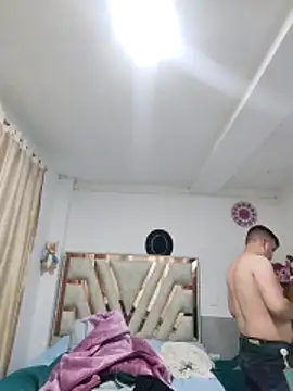 Snapshot of Andy-rtg chatting on April 10, 11:37 am Andy-rtg online show from April 10, 11:37 am