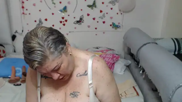 Olgahunder online show from February 9, 2:54 pm