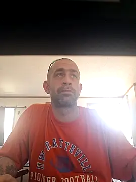 mayg online show from April 21, 7:39 pm