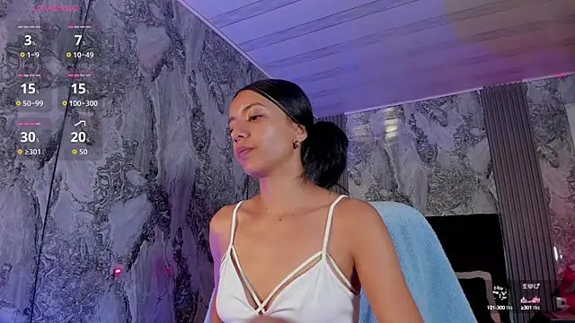 AshleyVega01 online show from September 24, 1:25 pm