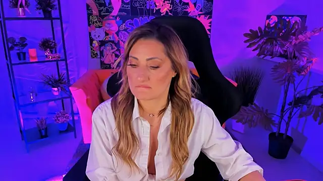 SarahAlluring online show from March 22, 4:37 pm