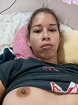 Snapshot of Sexi_girl29 chatting on October 29, 9:33 am Sexi girl29 online show from October 29, 9:33 am