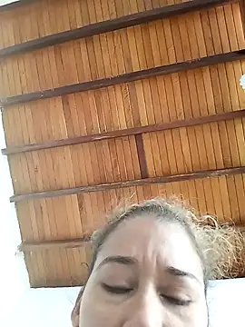 Snapshot of Sexi_girl29 chatting on February 4, 1:39 pm Sexi girl29 online show from February 4, 1:39 pm