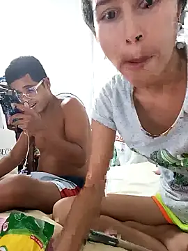 Snapshot of Sexi_girl29 chatting on March 5, 12:17 am Sexi girl29 online show from March 5, 12:17 am