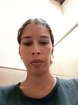 Snapshot of Sexi_girl29 chatting on March 25, 9:21 pm Sexi girl29 online show from March 25, 9:21 pm